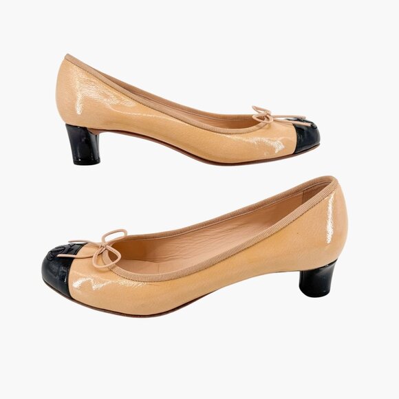 Chanel Beige CC Cap Toe Kitten Pumps Size 39.5 US 8.5-9 Two Tone Low Heel Bow - Picture 8 of 16